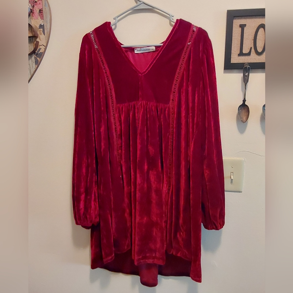 Size large Rustty Dustty red velour swing dress
